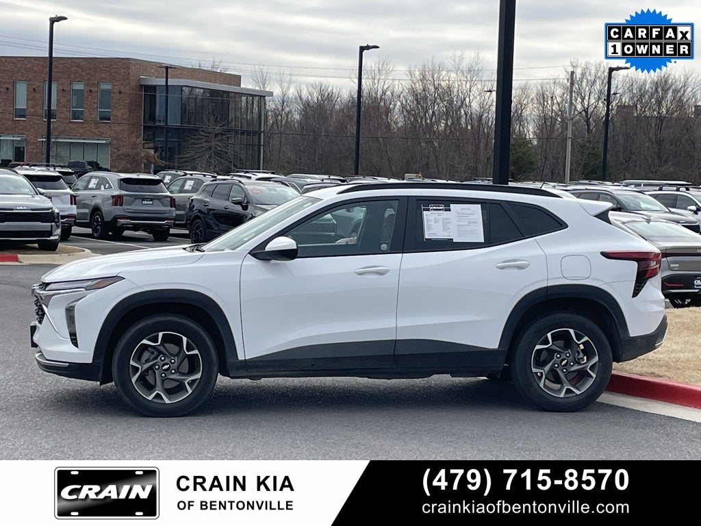 2025 Chevrolet Trax LT - CLEAN CARFAX / ONE OWNER