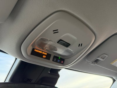 2025 Chevrolet Trax LT - CLEAN CARFAX / ONE OWNER