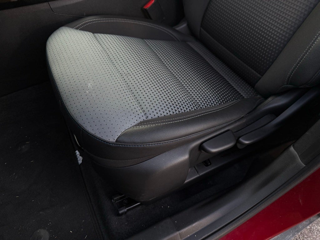 2025 Chevrolet Trax LT - CLEAN CARFAX / ONE OWNER