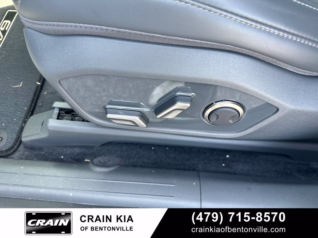 2024 Kia EV9 Light Long Range - KIA CPO / ONE OWNER / CLEAN CARFAX