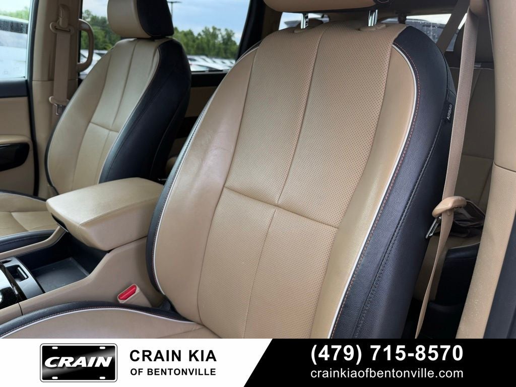 2016 Kia Sedona EX - CARFAX ONE OWNER