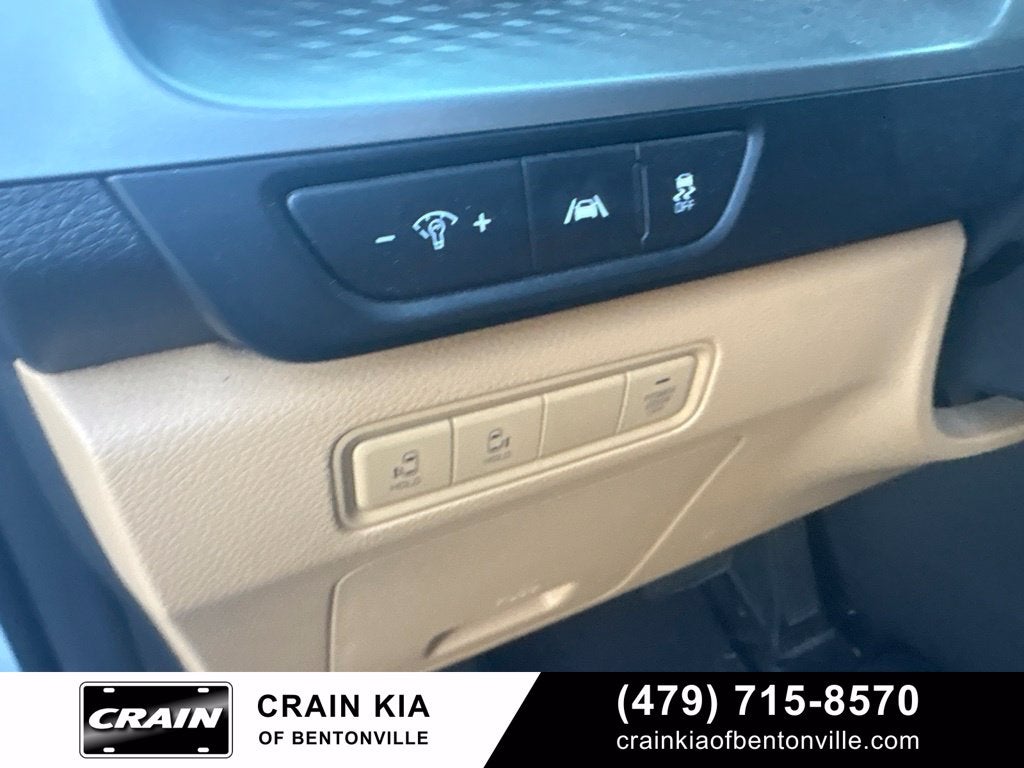 2024 Kia Carnival LX | CARFAX ONE OWNER!