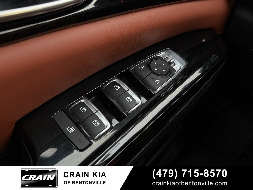 2022 Kia Carnival SX - DUAL SCREEN DVD