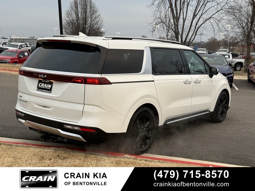 2022 Kia Carnival SX - DUAL SCREEN DVD