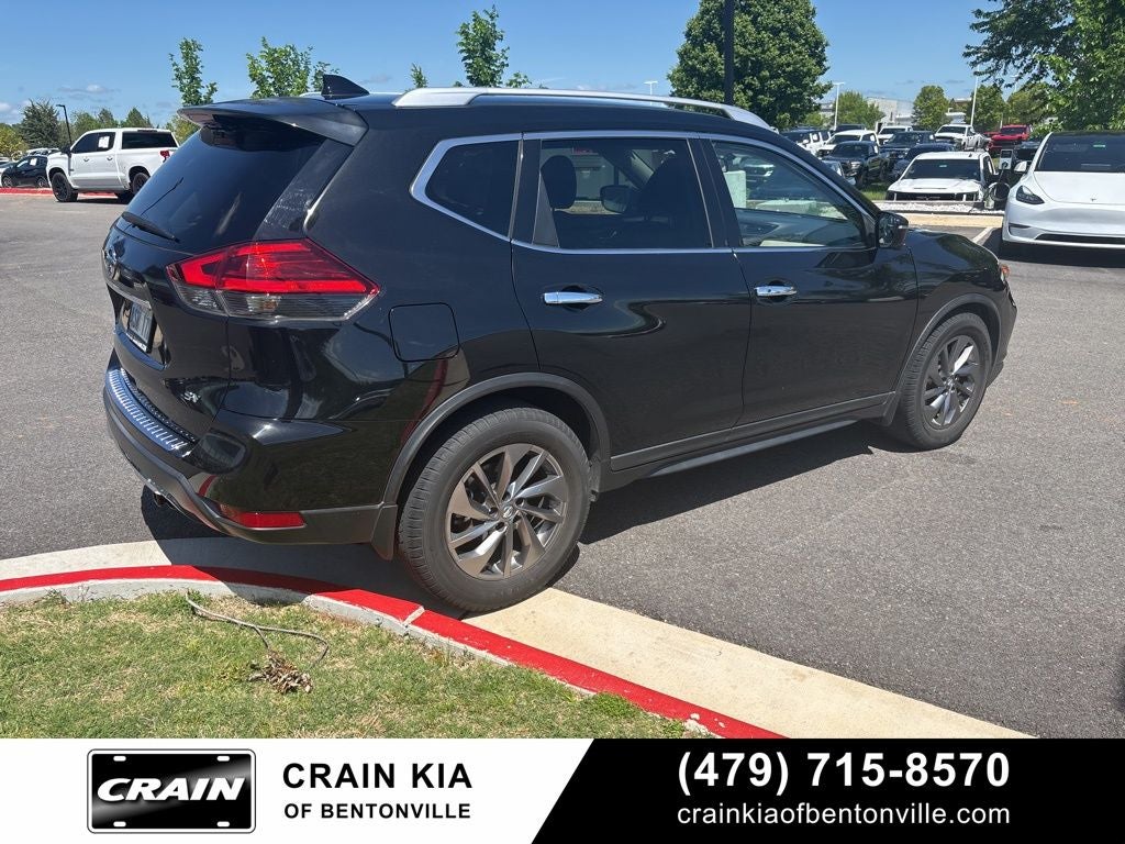 2017 Nissan Rogue SV Premium Package