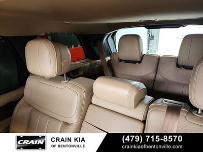 2025 Land Rover Range Rover SE LWB - 3RD ROW / AWD / ONE OWNER