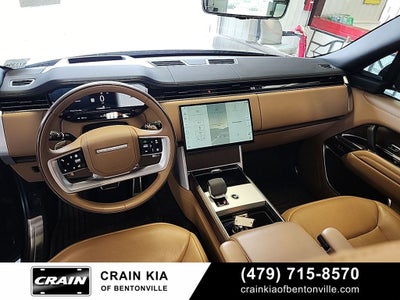 2025 Land Rover Range Rover SE LWB - 3RD ROW / AWD / ONE OWNER