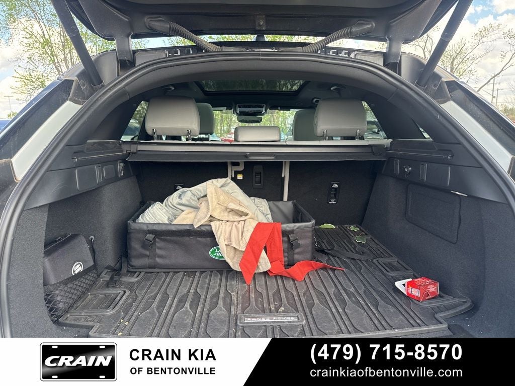 2024 Land Rover Range Rover Velar Dynamic SE - 4WD / SUNROOF / CLEAN CARFAX