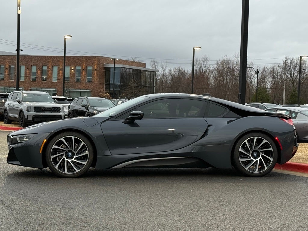 2017 BMW i8 Base - CLEAN CARFAX