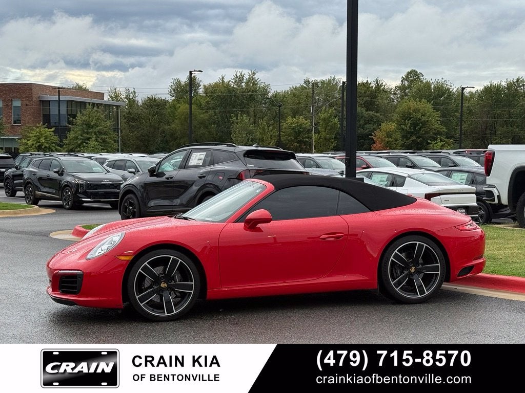 2018 Porsche 911 Carrera