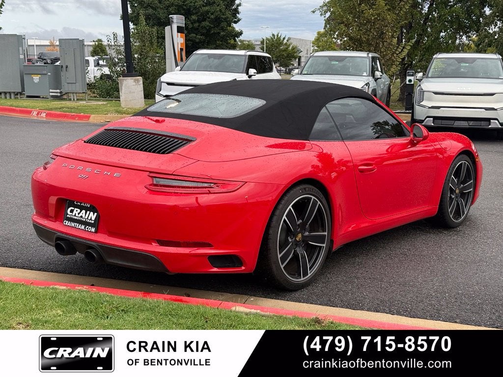 2018 Porsche 911 Carrera