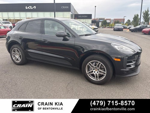 2021 Porsche Macan Base - AWD / PANORAMIC SUNROOF / CLEAN CARFAX