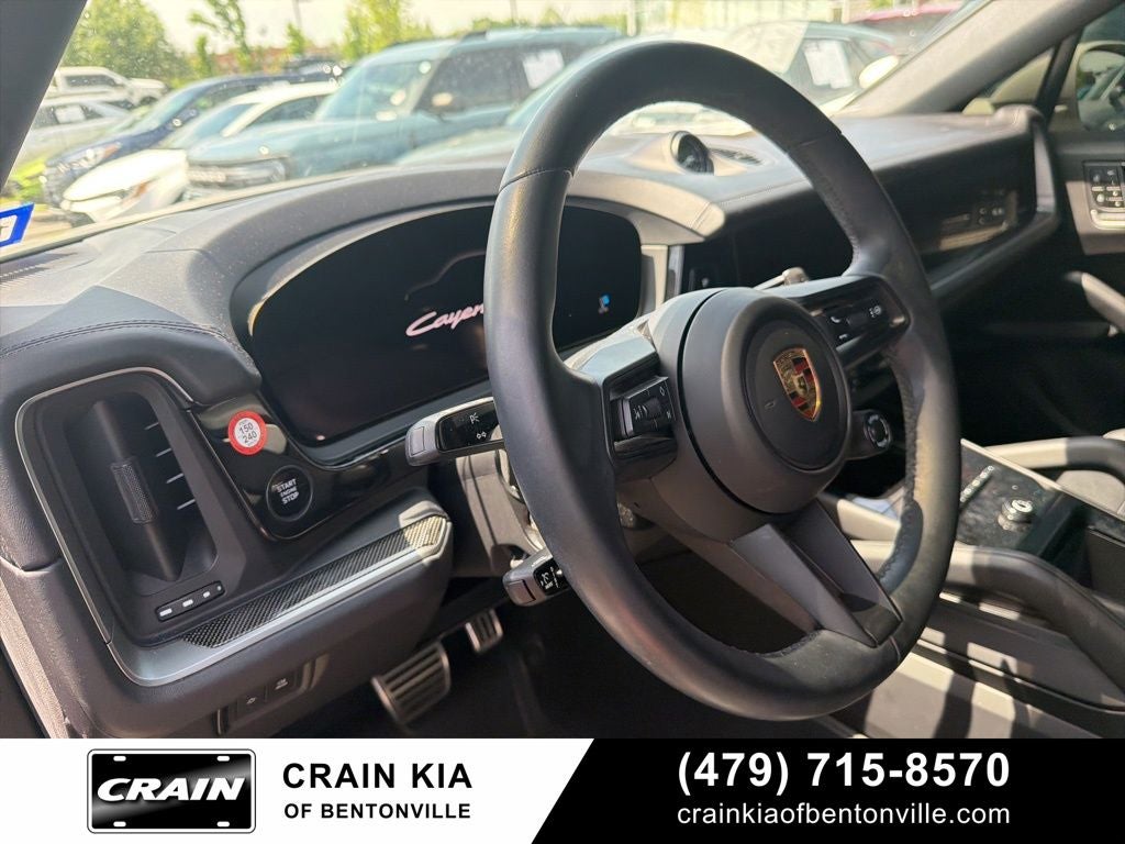 2024 Porsche Cayenne Coupe S - AWD / PANORAMIC SUNROOF / ONE OWNER