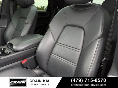 2024 Porsche Cayenne Coupe S - AWD / PANORAMIC SUNROOF / ONE OWNER