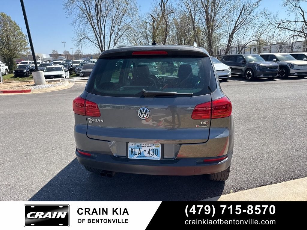 2016 Volkswagen Tiguan SE 4Motion - AWD / SUNROOF / CLEAN CARFAX