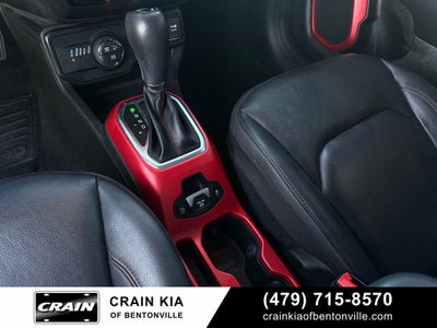 2022 Jeep Renegade Trailhawk - 4WD / PANORAMIC SUNROOF / ONE OWNER