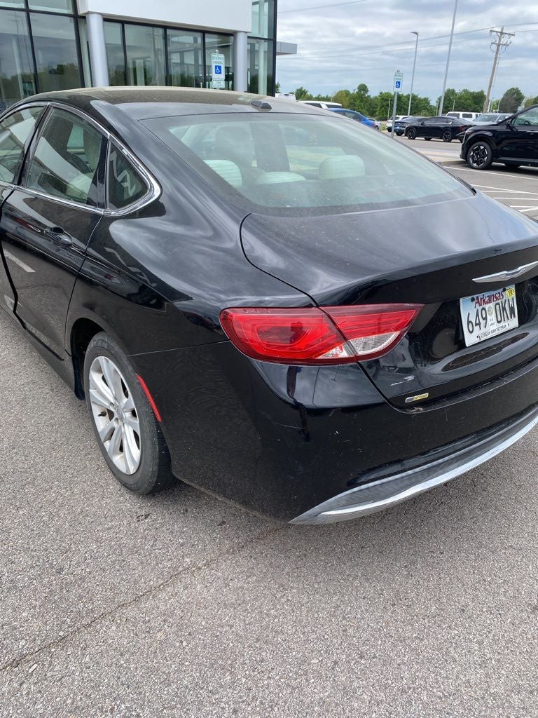 2015 Chrysler 200 Limited