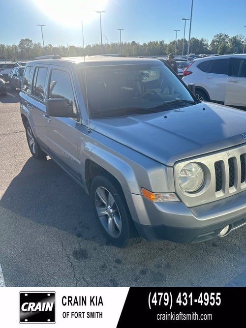 2017 Jeep Patriot Latitude CLEAN CARFAX / HEATED SEATS / BACK UP CAM