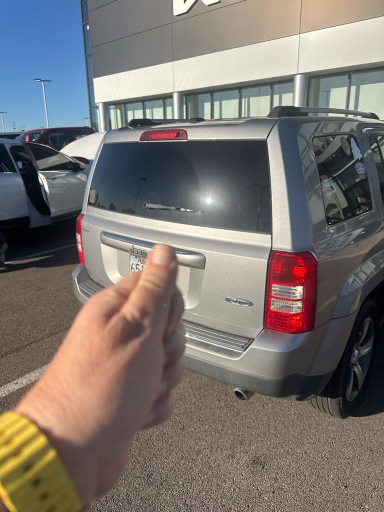 2017 Jeep Patriot Latitude CLEAN CARFAX / HEATED SEATS / BACK UP CAM
