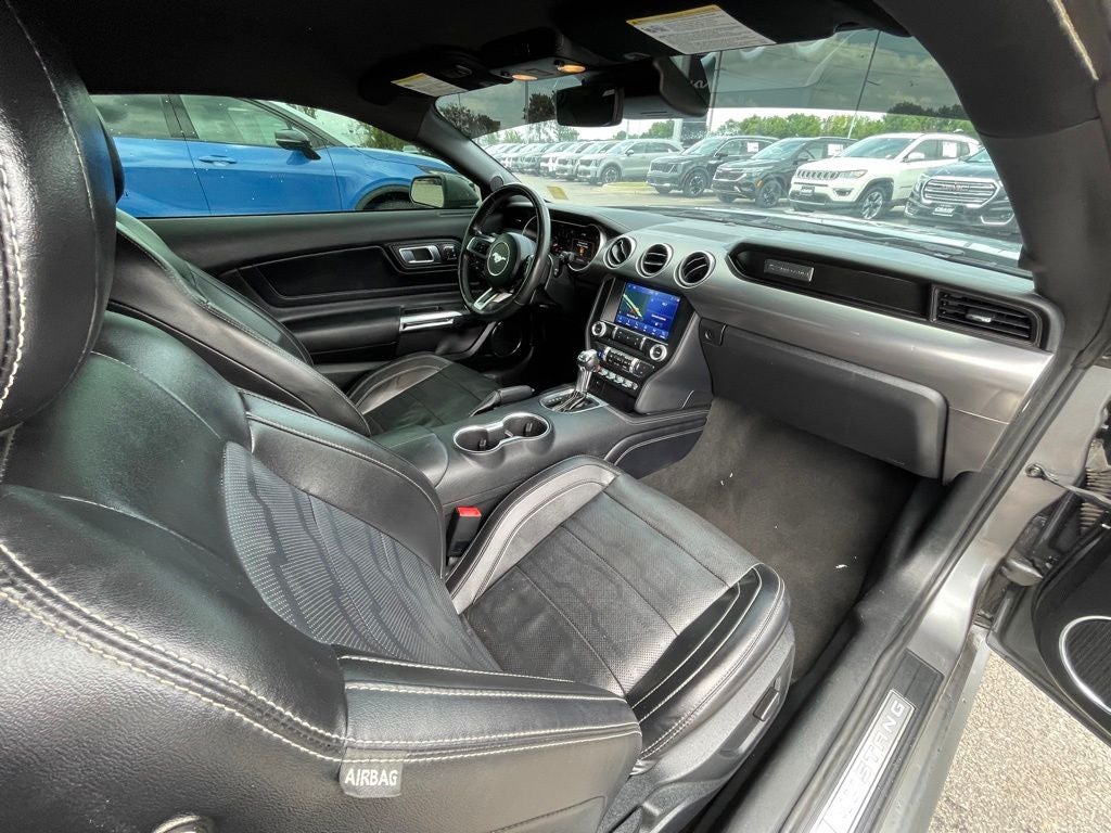2021 Ford Mustang EcoBoost Premium CLEAN CARFAX / HEATED SEATS