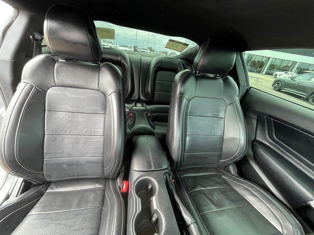 2021 Ford Mustang EcoBoost Premium CLEAN CARFAX / HEATED SEATS