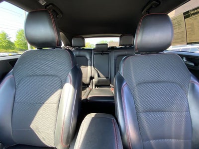 2025 Ford Escape ST-Line ONE OWNER / CLEAN CARFAX