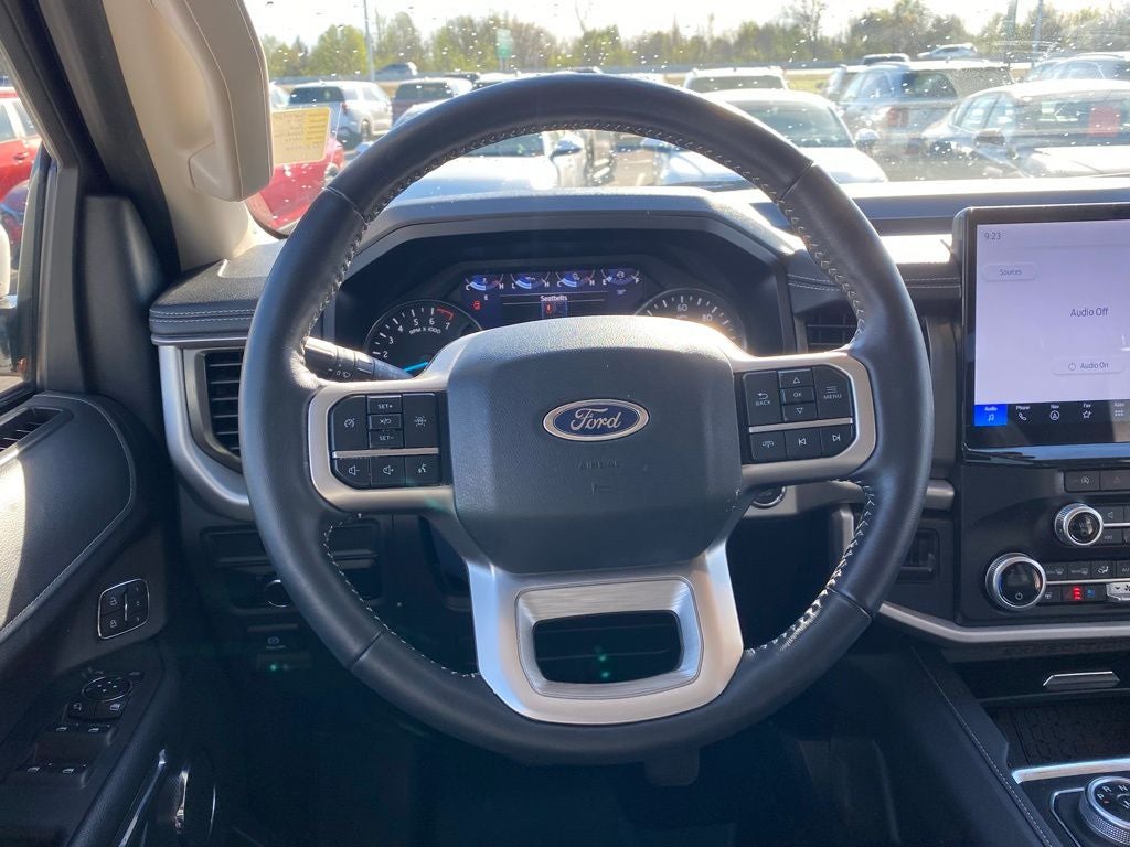 2024 Ford Expedition XLT HEATED SEATS / COOLED SEATS / NAV