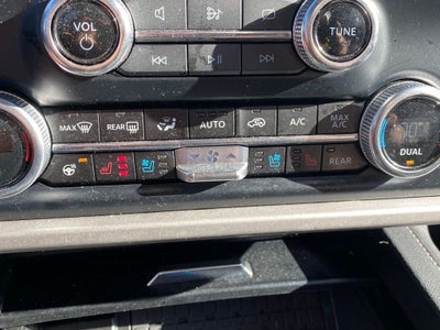 2024 Ford Expedition XLT HEATED SEATS / COOLED SEATS / NAV