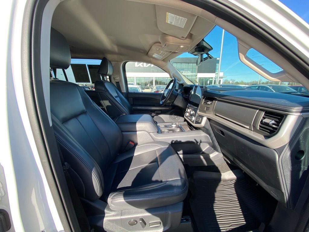 2024 Ford Expedition XLT HEATED SEATS / COOLED SEATS / NAV