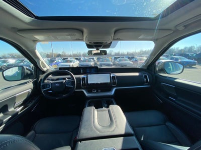 2025 Ford Expedition Platinum NAV / SUNROOF / HEATED SEATS