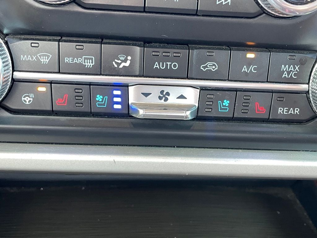 2022 Ford Expedition Limited CLEAN CARFAX / HEATED SEATS / COOLED SEATS