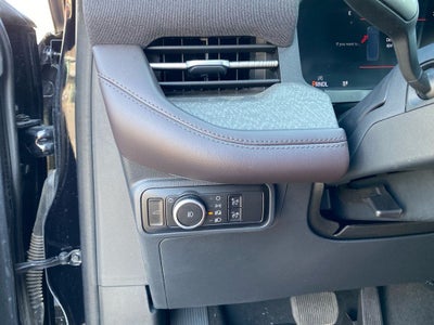 2025 Ford Explorer Platinum 4X4 / HEATED SEATS / NAV