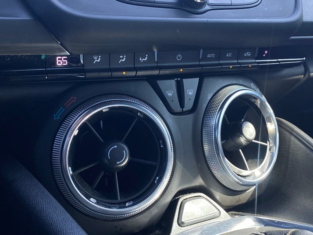 2017 Chevrolet Camaro 1LT CLEAN CARFAX