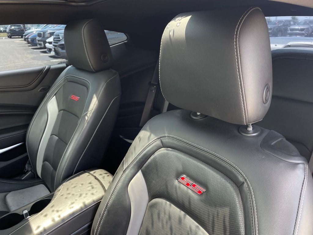2018 Chevrolet Camaro SS / CLEAN CARFAX / SUNROOF 2SS