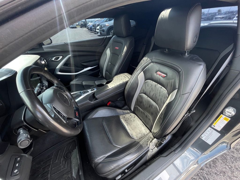 2018 Chevrolet Camaro SS / CLEAN CARFAX / SUNROOF 2SS