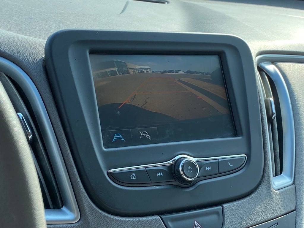 2017 Chevrolet Malibu LS 1LS