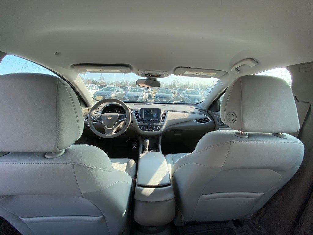 2017 Chevrolet Malibu LS 1LS