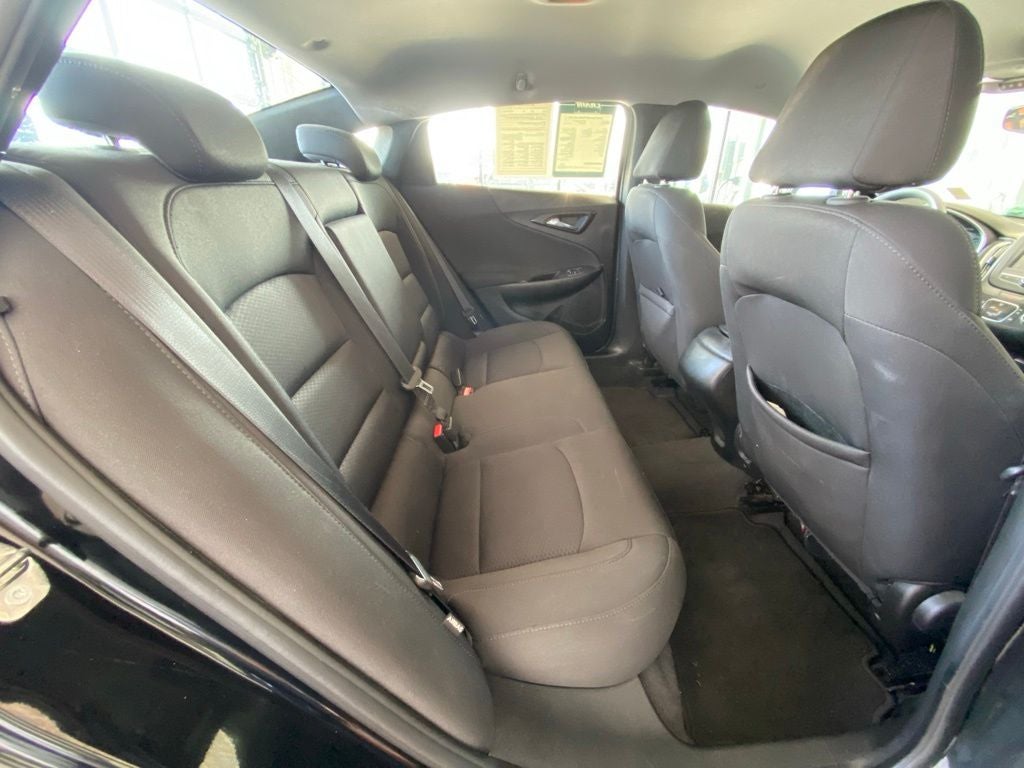 2018 Chevrolet Malibu LS 1LS