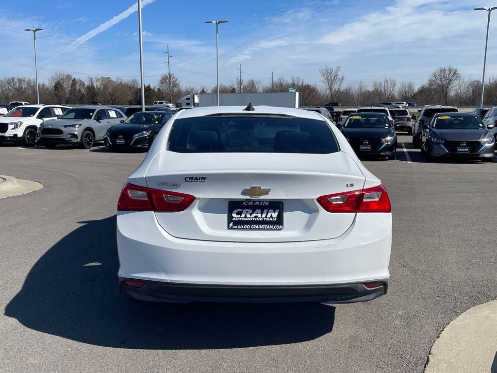 2016 Chevrolet Malibu LS 1LS