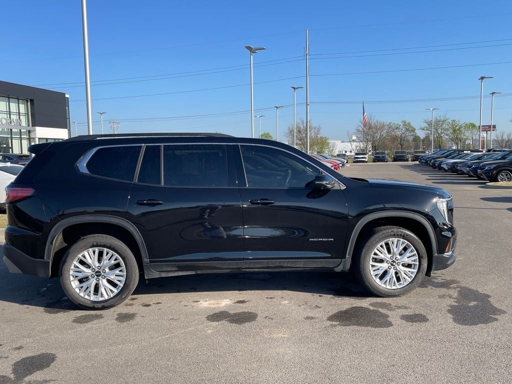 2024 GMC Acadia Elevation