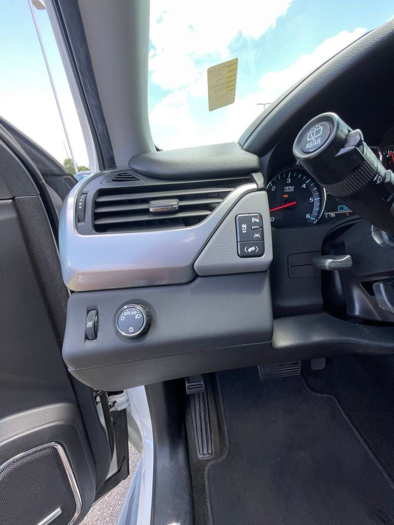 2018 Chevrolet Suburban LT HEATED SEATS / CLEAN CARFAX