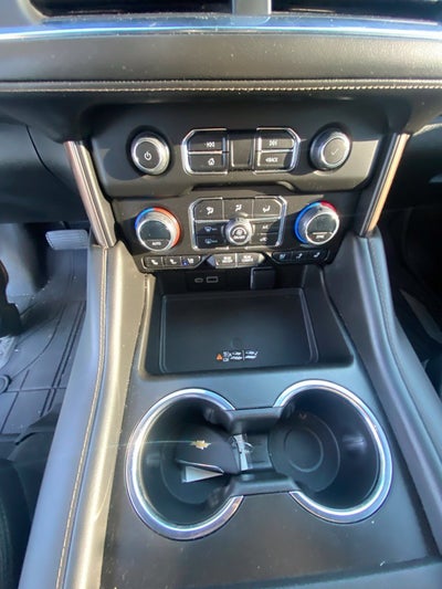 2023 Chevrolet Tahoe High Country ONE OWNER / SUNROOF / LEATHER / HEATED SEATS