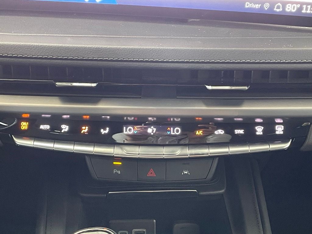 2024 Cadillac XT4 Premium Luxury NAV / LEATHER / REMOTE START