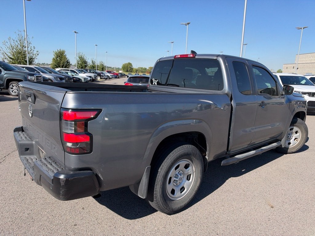 2022 Nissan Frontier S