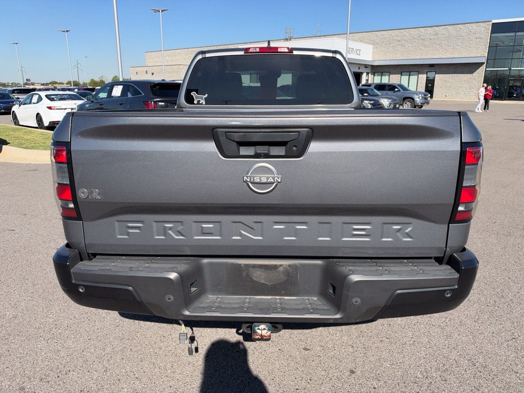 2022 Nissan Frontier S