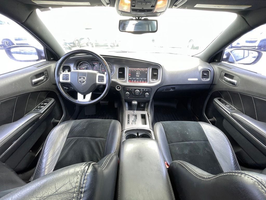 2014 Dodge Charger R/T HEATED SEATS / CLEAN CARFAX / NAV