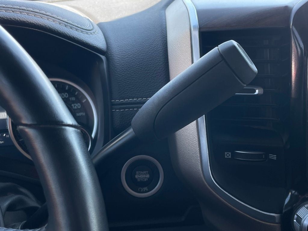 2024 RAM 2500 Laramie 4X4 / NAV / HEATED SEATS