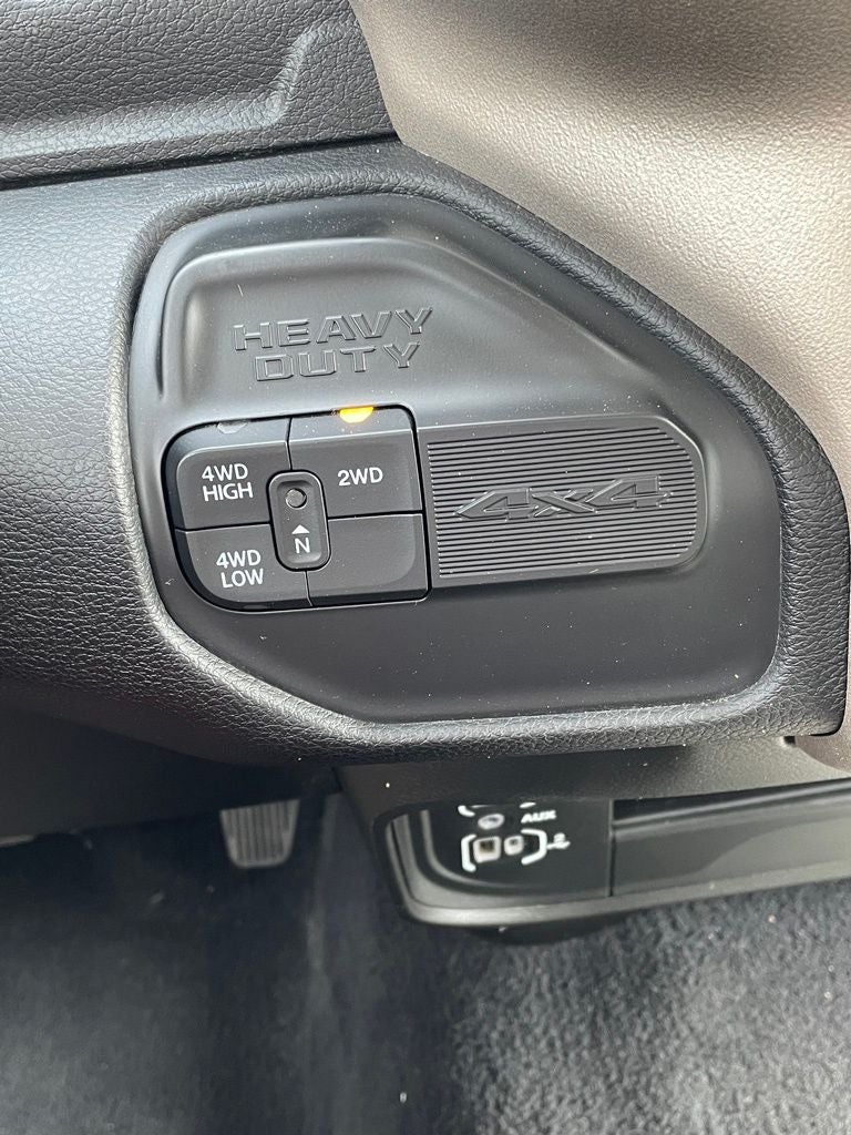 2024 RAM 2500 Laramie 4X4 / ONE OWNER / HEATED SEATS