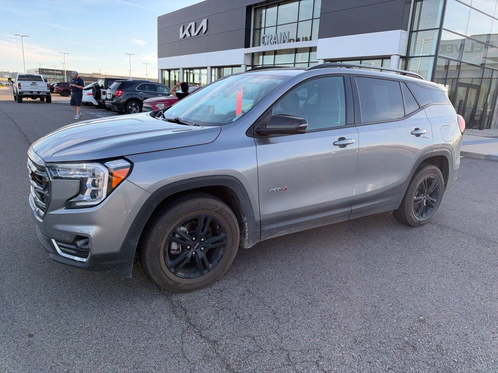 2024 GMC Terrain AT4