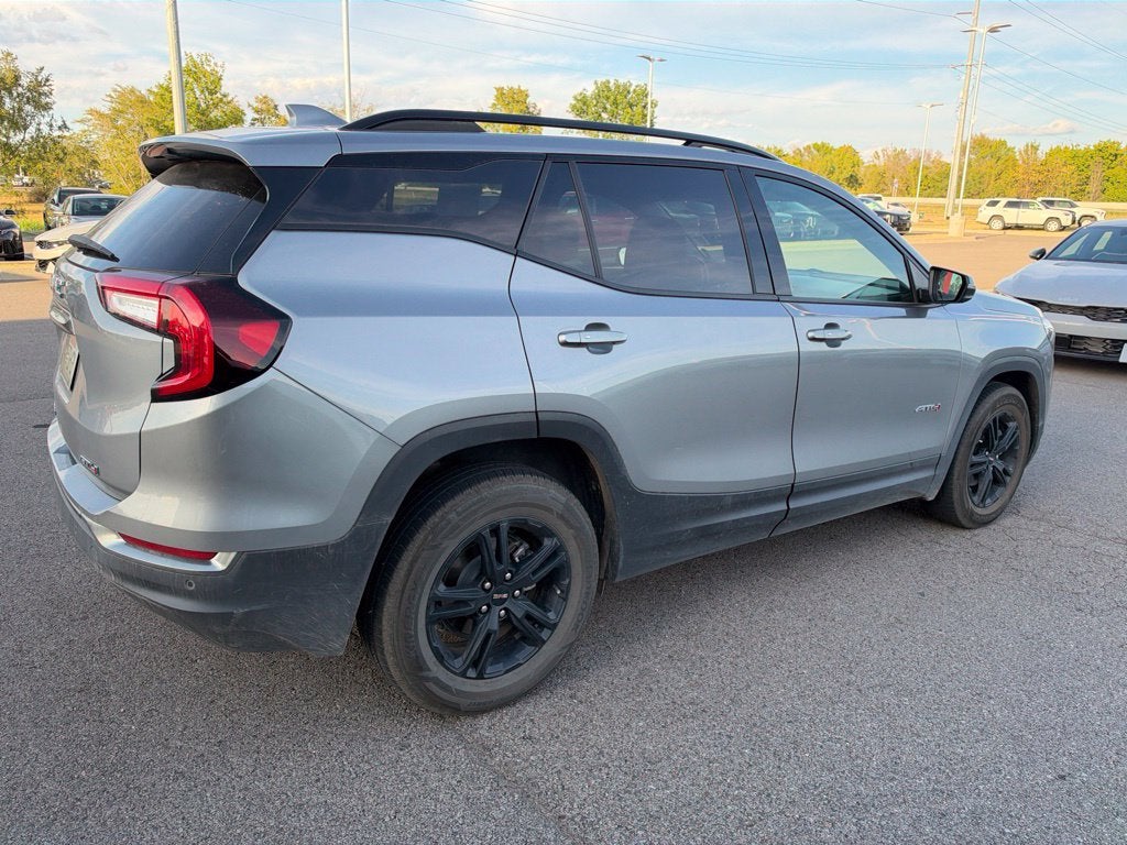 2024 GMC Terrain AT4